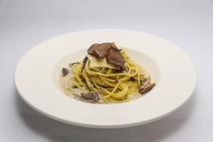 Black Truffle & Wild Mushroom Spaghetti-1