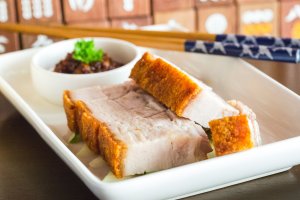 Sum Yi Tai Crispy Roast Pork (photo credit Kelly Fan)
